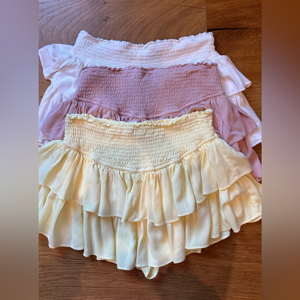 🩵 ROCK N RAGS SUNSHINE DAYDREAM SKIRTS 🩵